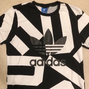 Adidas patterned logo tee